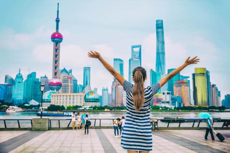 Views of the Shanghai skyline from the Bund